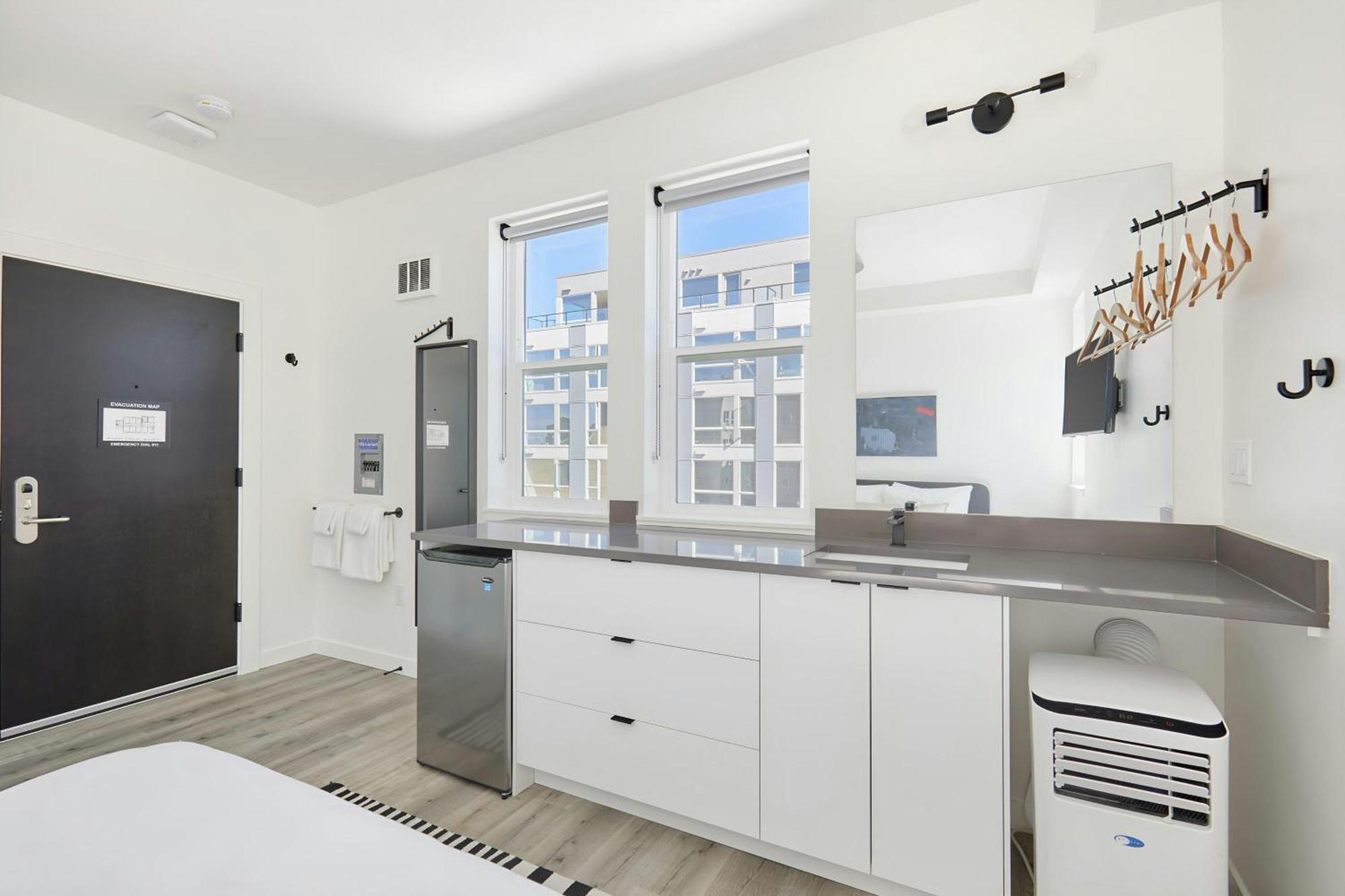 The Boylston Hotel Capitol Hill, Sonder By Marriott Bonvoy ซีแอตเทิล ภายนอก รูปภาพ